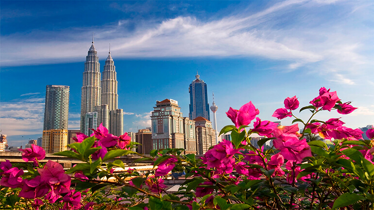 БИЛЕТ В МЕЖДУНАРОДНОЕ БУДУЩЕЕ — УЖЕ 14 АПРЕЛЯ!